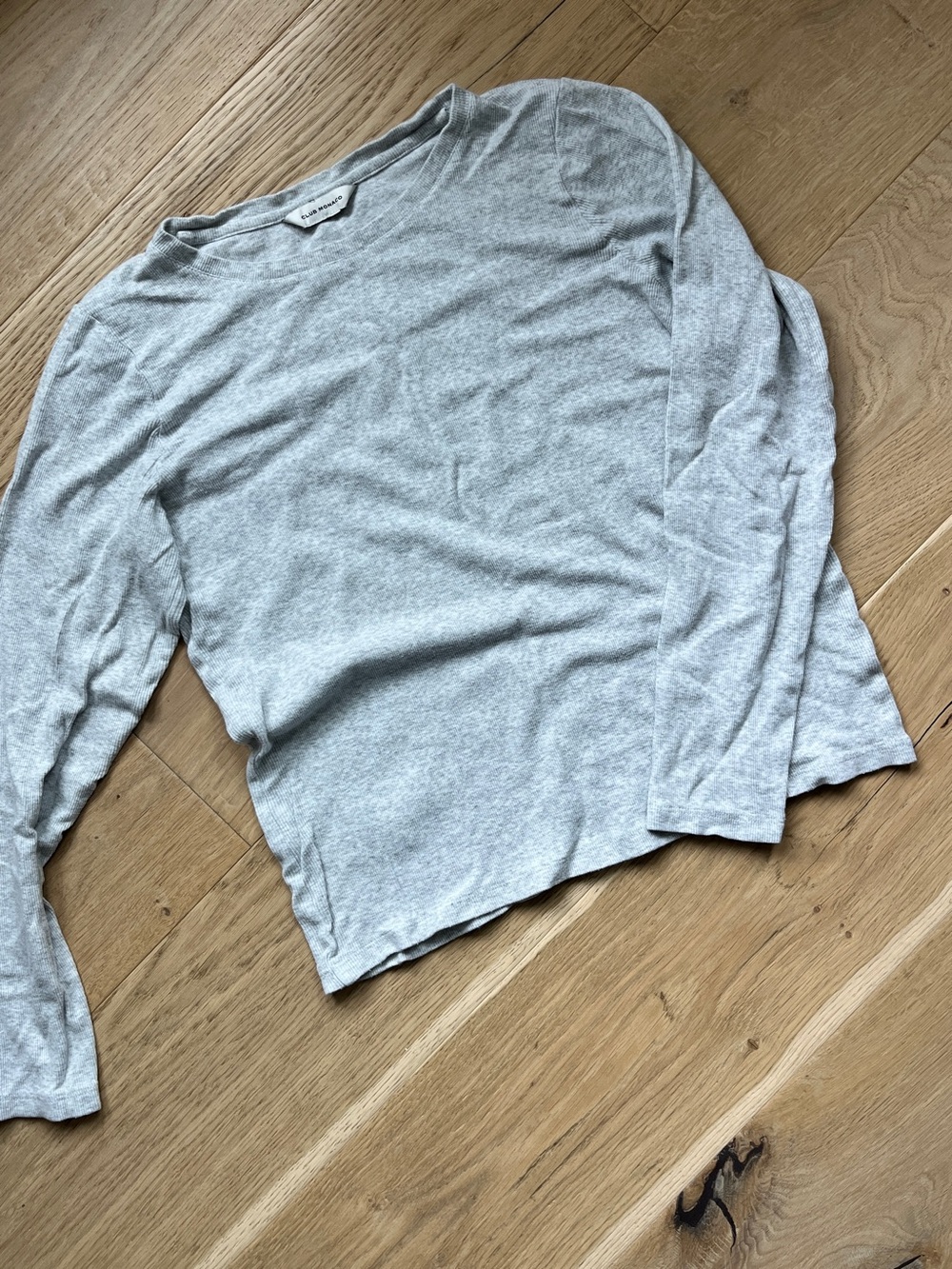 Club Monaco Ribbed Long Sleeve Crewneck